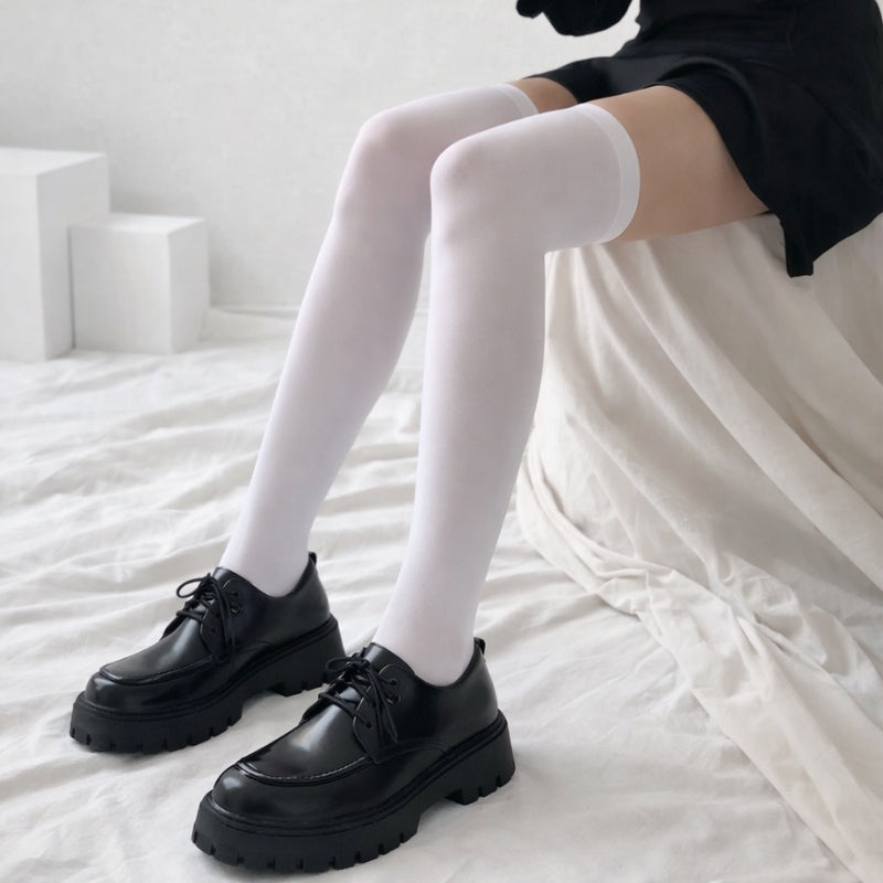 Japanische Socken 'Kurotsu' – japanische Socken, hohe schwarze Overknee-Socken, Rückansicht