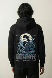japanischer Schrift-Hoodie mit Shodo-Kalligrafie und Samurai, Rückenansicht des oversize Streetwear-Hoodies