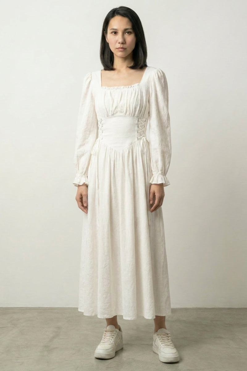 Japanisches Boho-Kleid 'Onakima' – japanisches Damenkleid, weißes Boho-Kleid mit enger Taille, Vorderansicht
