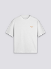 japanisches Drachen-T-Shirt mit goldenem Ryu, mythologischer Druck, oversize Baumwolle, Gesamtansicht getragen