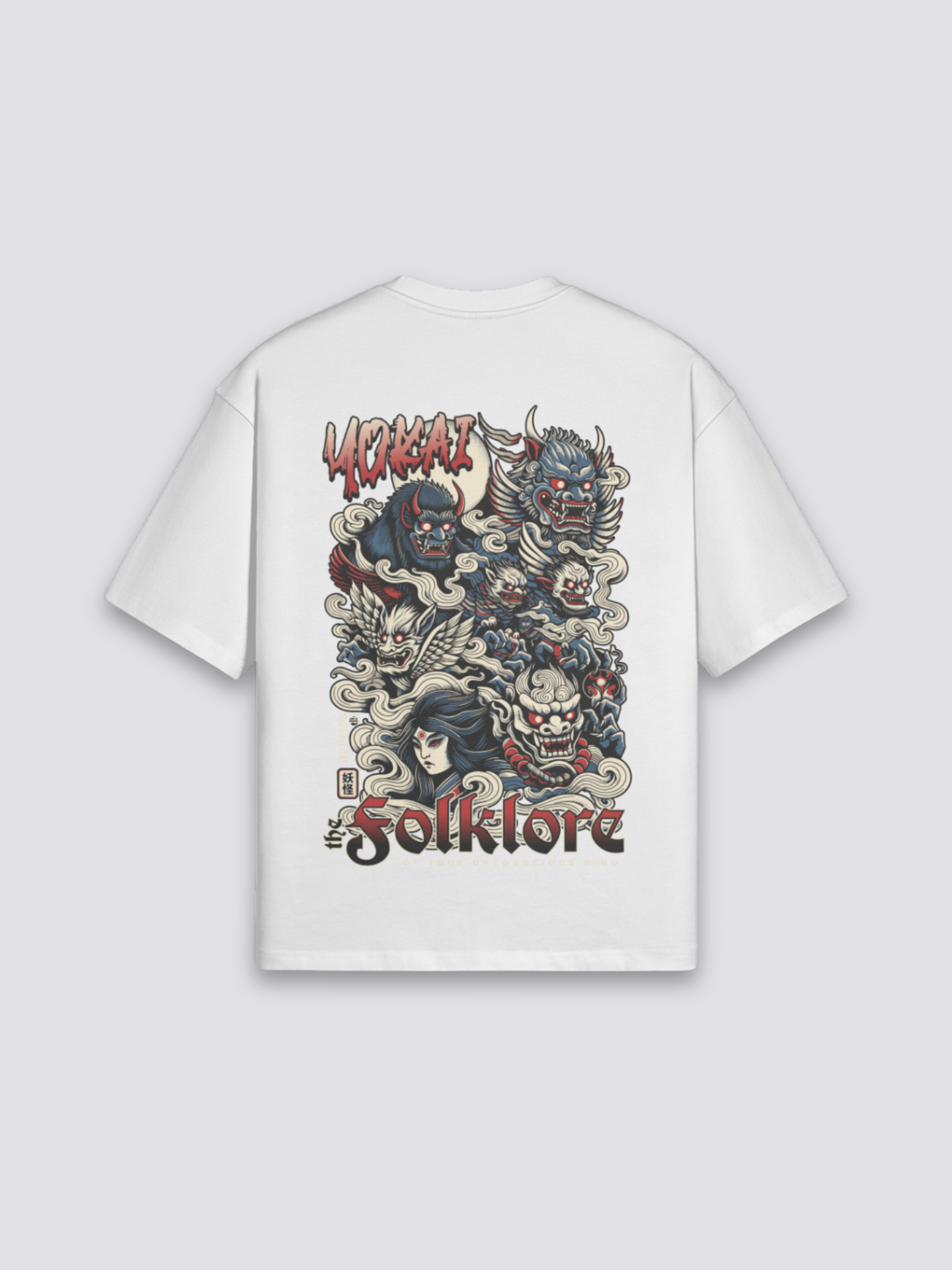 japanisches Kunst-T-Shirt mit Yokai-Collage, Folklore-Bestiarium-Druck, oversize Baumwolle, seitliche Ansicht