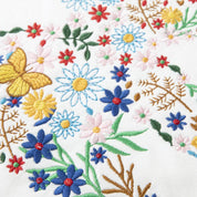 Kawaii-Pullover im japanischen Stil 'Dobaku' – Detail: Rundhals, Sweatshirt japanischen Stil