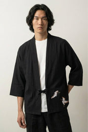 Kimono Herrenmode 'Kogino' – Black Studioaufnahme