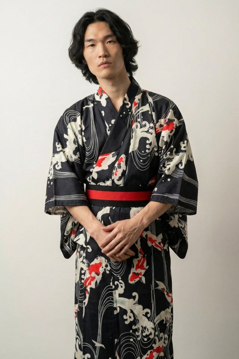 Mode-Kimono für Herren 'Hekinan' – Studioaufnahme