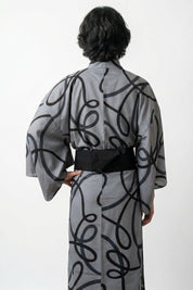 Antiker japanischer Kimono 'Fudegaki' – Studioaufnahme 2