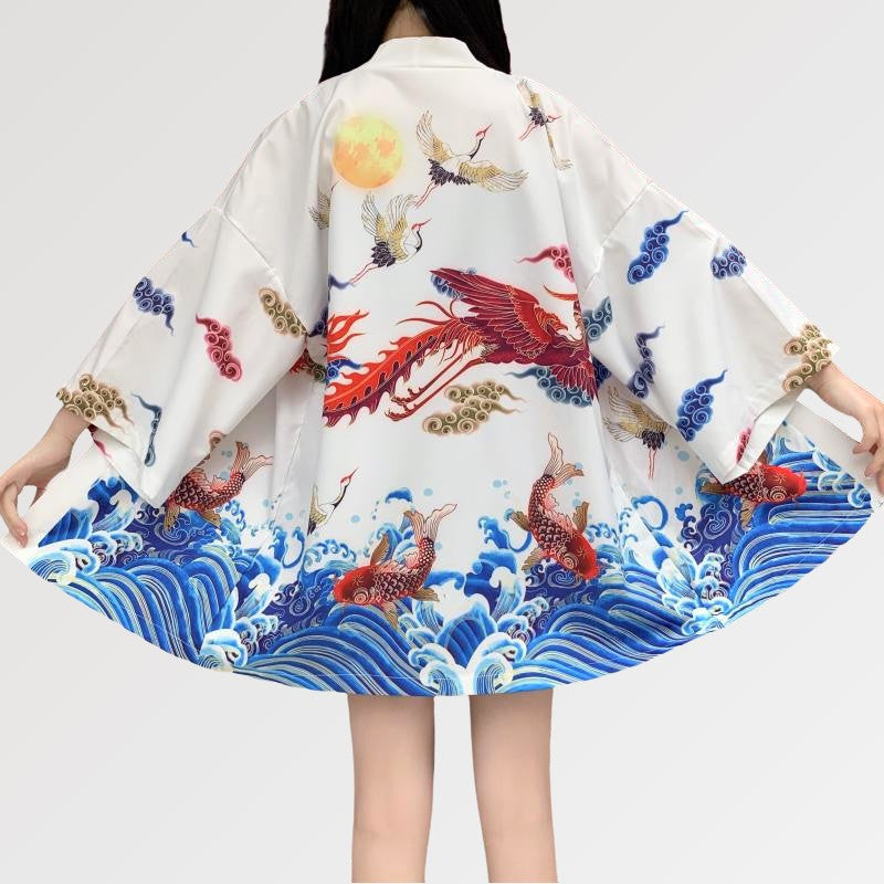 Die Kimono-Oberteile für Frauen mit japanischen Motiven