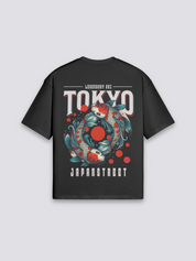 Koi-Karpfen-T-Shirt mit Karpfen unter roter Sonne, Tokyo-Schriftzug, oversize Baumwolle, Detailansicht des Motivs
