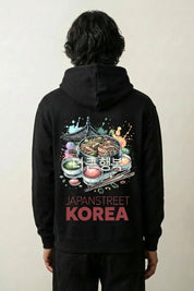 koreanischer Hoodie mit Korea-Recipes-Motiv und Pagode, Rückenansicht des oversize Streetwear-Hoodies