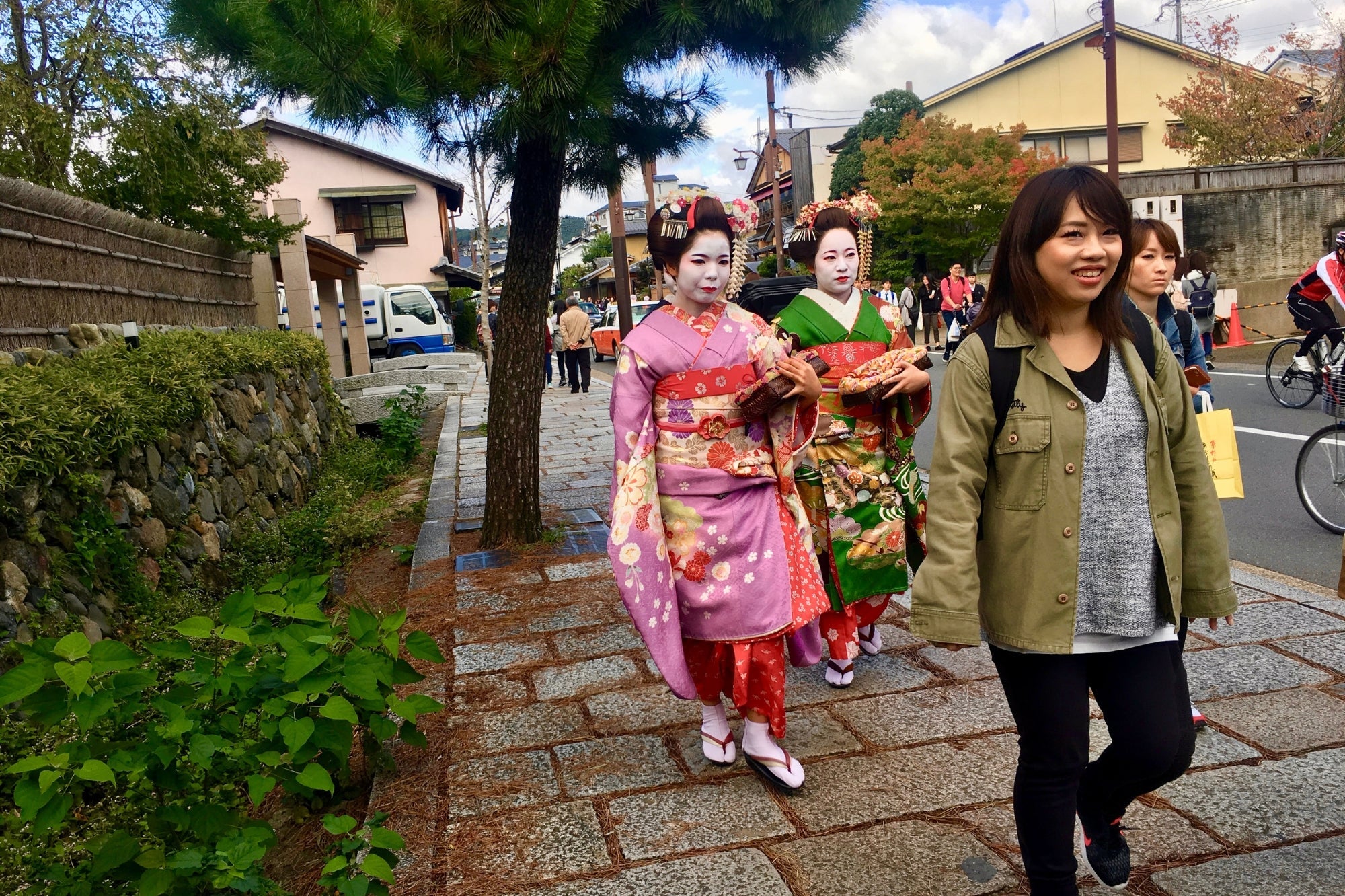 Maiko im Kimono in Kyoto, Sinnbild japanischer Tradition und Kultur