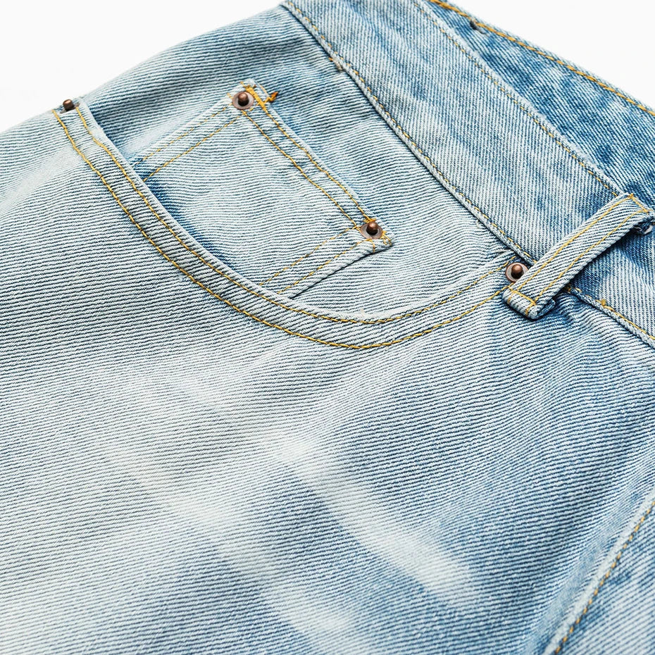 Leicht gewaschene Denim-Shorts, Detailaufnahme Stoff – Denim-Shorts Herren japanischer Streetwear