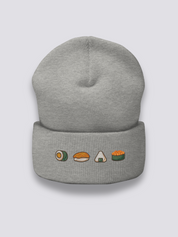 Maki Nigiri Onigiri Beanie – Beanie, vier gestickte Sushi-Spezialitäten, Vorderansicht