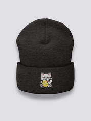 Maneki Neko Beanie – Beanie, gestickte glückbringende Maneki-Neko-Katze, Rückansicht