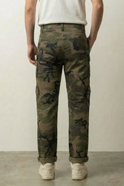 Militärische Cargo-Hose 'Toyoake', Rückansicht – Streetwear-Hose Herren japanischer Stil