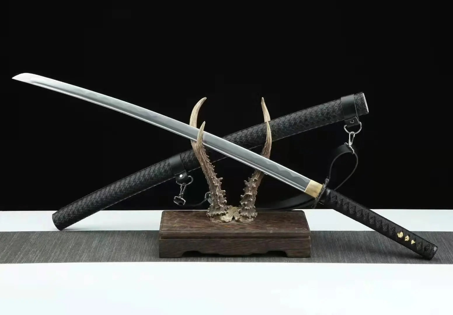 Kokuga Katana – Detail: scharfe Klinge, Katana japanischen Stil