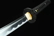 Kokuga Katana – Styling-Aufnahme im traditionellen japanischen Stil