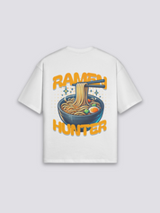 Ramen Nudel T-Shirt mit Schale im Ramen-Hunter-Geist, Food-Druck, oversize Baumwolle, seitliche Ansicht