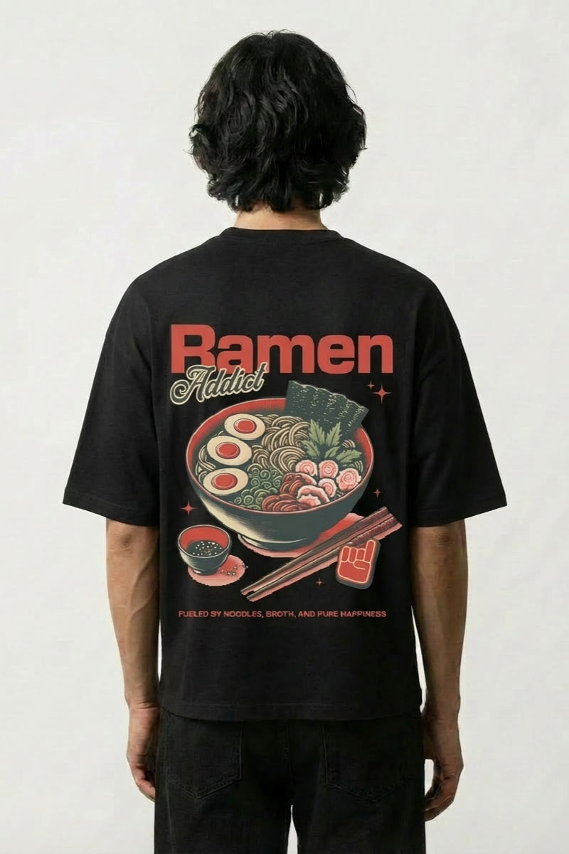 Ramen T-Shirt mit dampfender Nudelschale, japanischer Street-Food-Druck, oversize Baumwolle, Vorderansicht