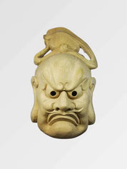 Japanische Maske 'Komori' – Skulptur im japanischen Stil für Unisex