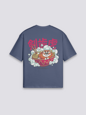 T-Shirt mit japanischer Schrift, Katakana Ramen und Säbelzahntiger, Typografie-Druck, oversize, Nahaufnahme des Drucks