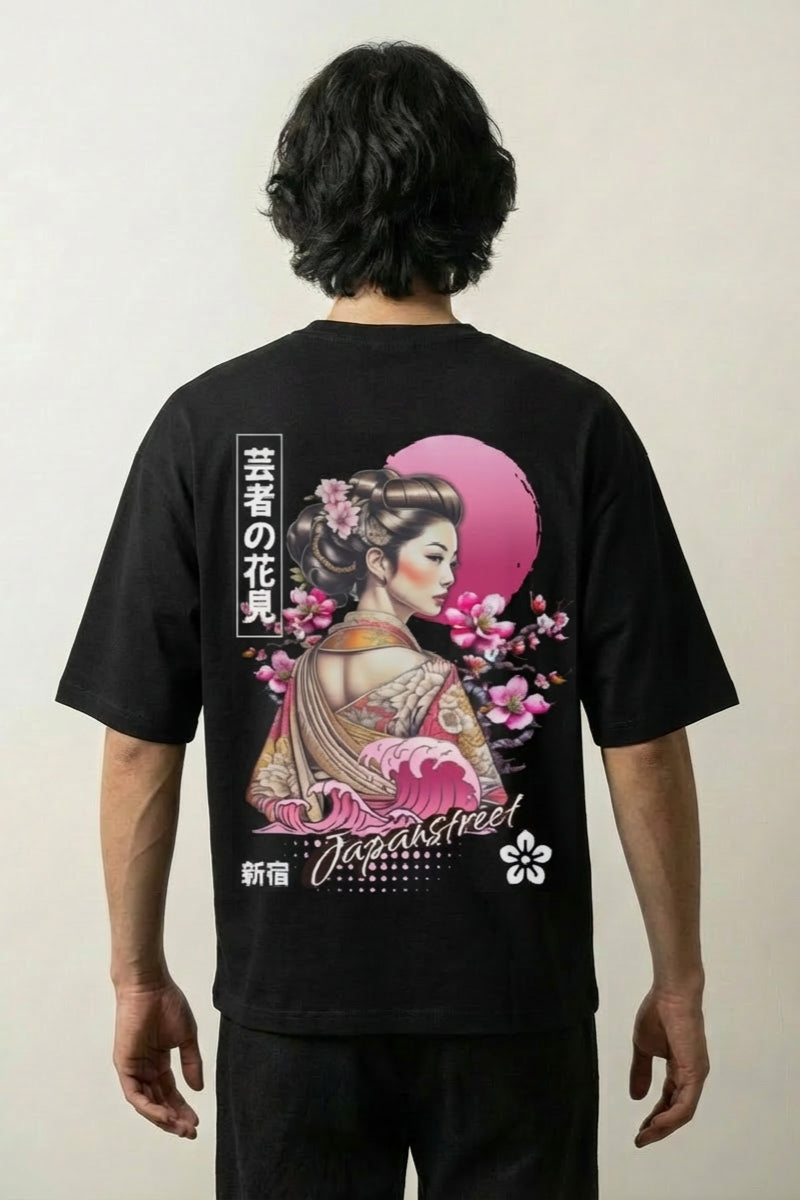 Tokyo Geisha T-Shirt mit Maiko unter Kirschbäumen, Hanami-Druck, oversize Baumwolle Damen, Vorderansicht
