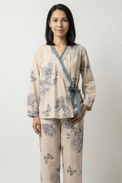 Traditioneller Japanischer Schmetterlings-Pyjama 'Chouka'