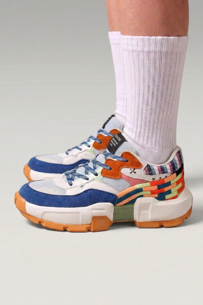 Japanische Turnschuhe 'Tsuruga'