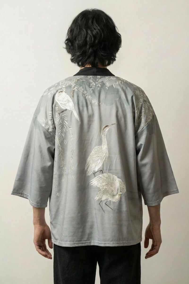 Graue Kimono-Jacke 'Tamotsu' – Studioaufnahme Rückseite