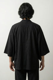 Lange Kimono-Jacke 'Takeo' – Black Rückseite Studioaufnahme