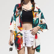 Weißer Kimono mit Blumenmuster 'Tropical' – Detail: lange Ärmel, Kimono japanischen Stil